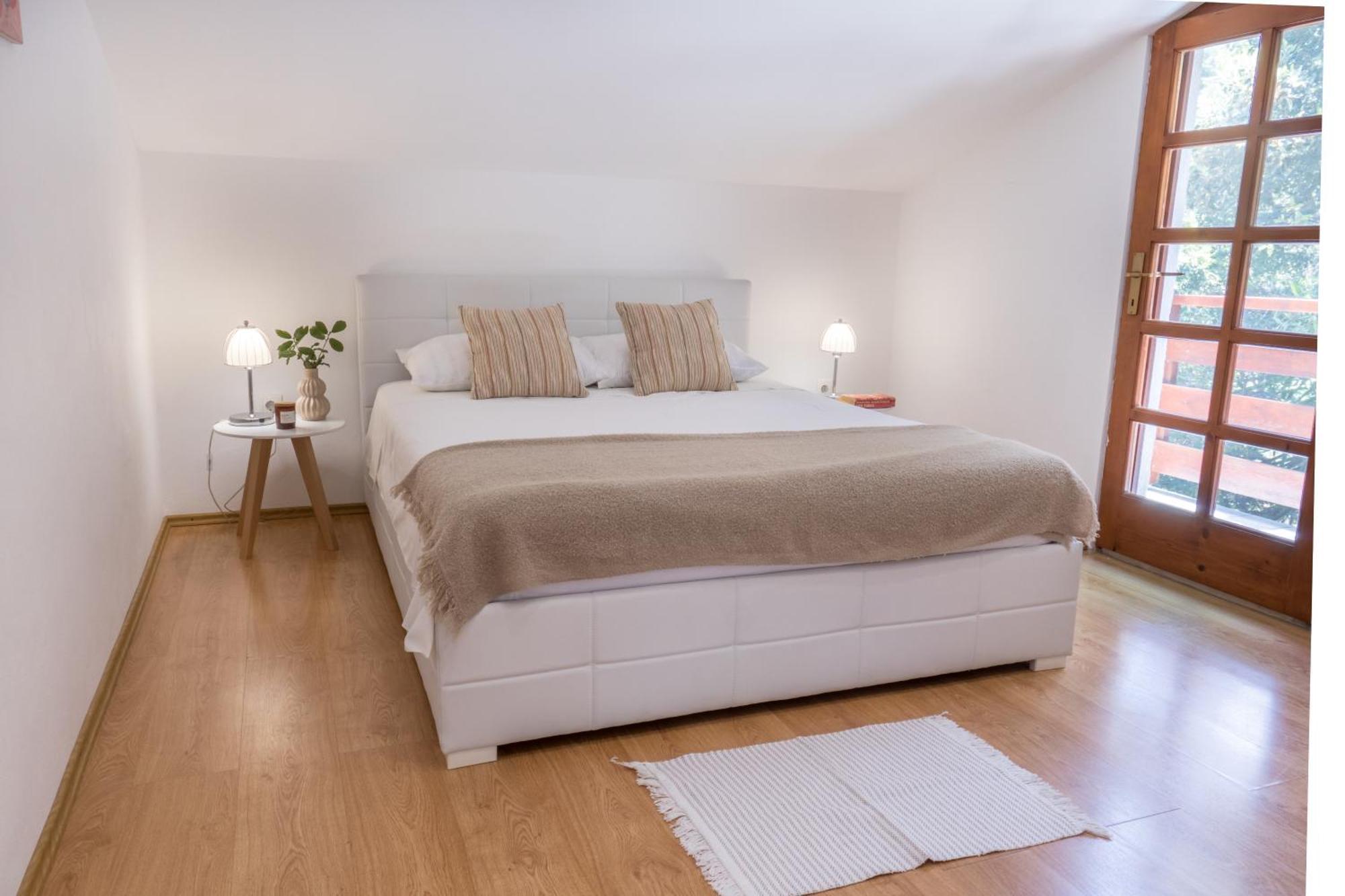 Holiday Home Sunny Side ヴェラ・ルカ エクステリア 写真